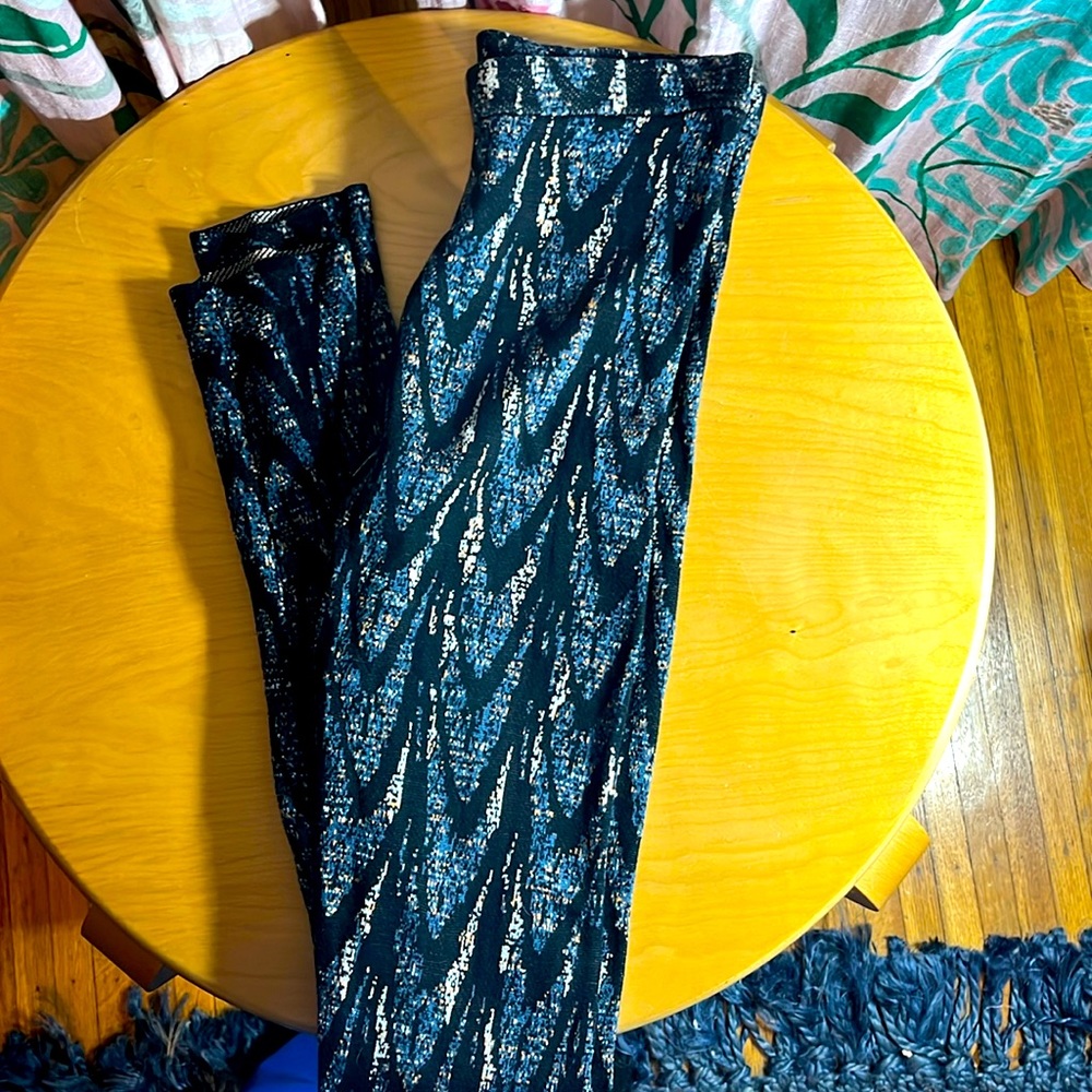 BCBG leggings